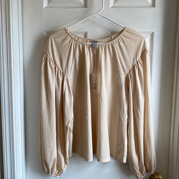 Brand new blouse with tags - Picture 1 of 2